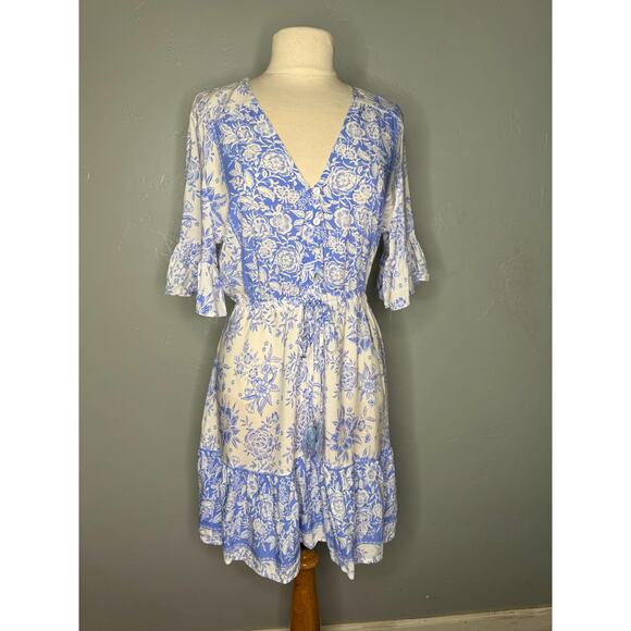 NWT Blue & White Floral Dress | Lightweight Mid-Sleeve Midi, Size Medium - Picture 1 of 8